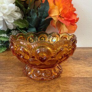 Vintage Amber Glass Serving Bowl – Scalloped Edge Sunburst Pattern Retro Dining‎
